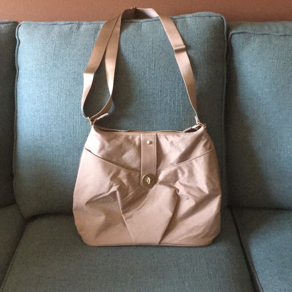 Baggallini travel bag